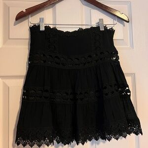 Chic Black Lace Mini Skirt